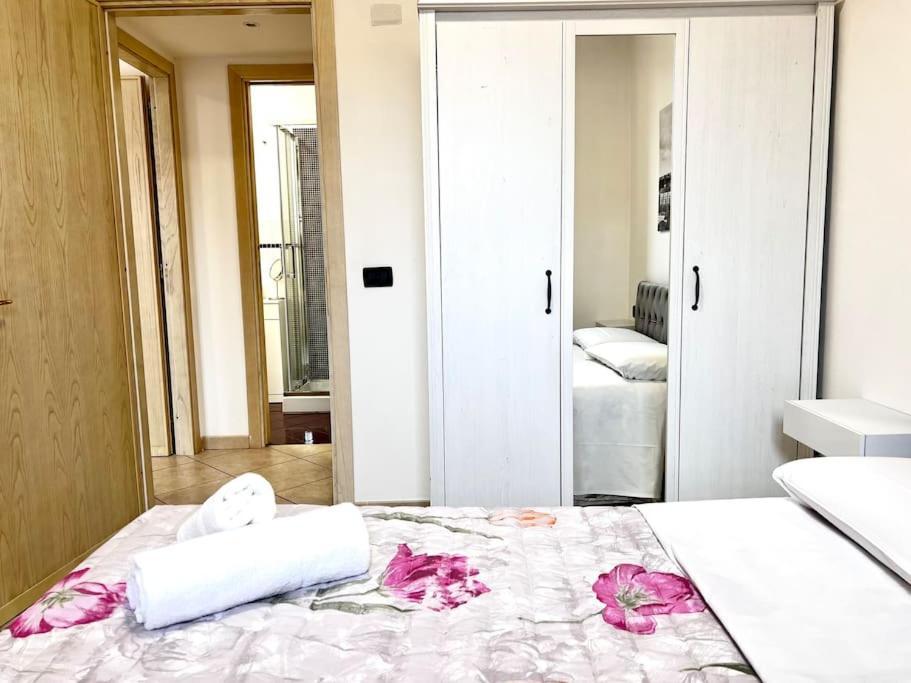 Comfyspot Apartamento Rosia Exterior foto