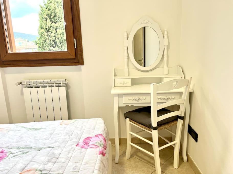 Comfyspot Apartamento Rosia Exterior foto