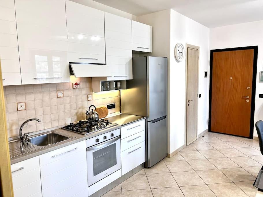 Comfyspot Apartamento Rosia Exterior foto